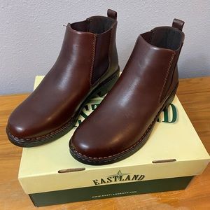 Eastland Womens Brown Jasmine Boot Size 9.